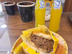 -穆得·老周家牛肉烧饼(普利街店)