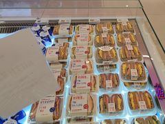 -红星前进面包牛奶公司(君太店)