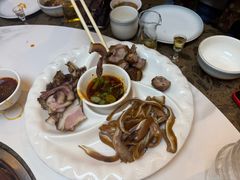 -菌海森林·非遗野生菌火锅(西山区滇池路摩根道店)