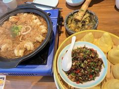 -有红鸡毛店·川菜(建设路店)