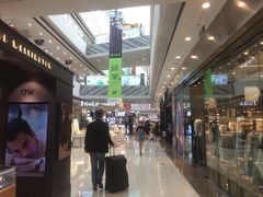 店内环境-万达广场(松江店)