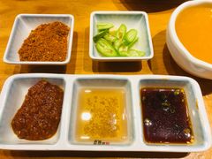 -唯成•韩国炭火烤肉 유성고기