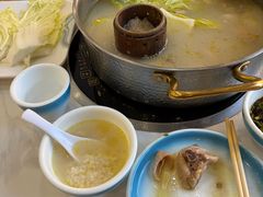 -朴小妹人参鸡汤火锅(长白山万达店)
