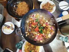 -富正毅三下锅·湘西韵味(天门山索道店)