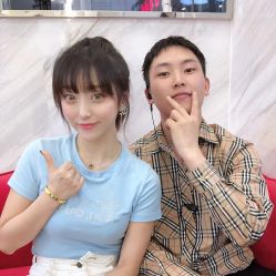 -Rise Hair上升造型