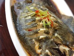 -赶海部落海鲜城(海阳路店)