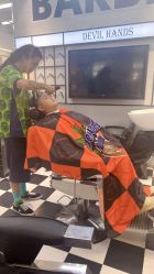 -Devilhands Barbershop男士理容店