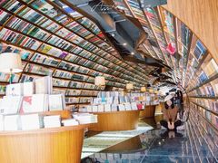 -钟书阁(珍园店)