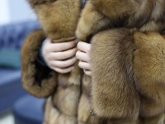 -肃宁华斯国际裘皮城