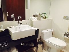 -上海浦东假日酒店