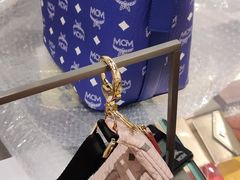 -MCM(比斯特上海购物村店)