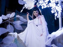 -九月鹰飞汉服摄影工作室