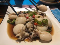 -臻鲜燕海鲜融合餐厅(金陵style店)