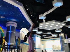 -梦东方未来世界航天主题乐园