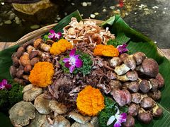 -老滇山寨•云南特色菜•地方菜•民族风情歌舞表演(金碧店)