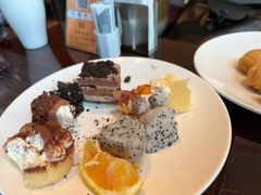 -万荟轩海鲜·粤式点心自助餐厅(蓝海风万怡酒店)