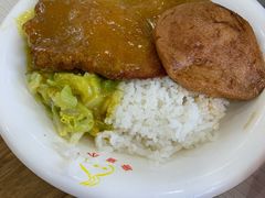 咖喱猪排饭-珊珊小笼馆(仙霞路店)