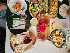 -ins森林童话餐厅coffee&bistro