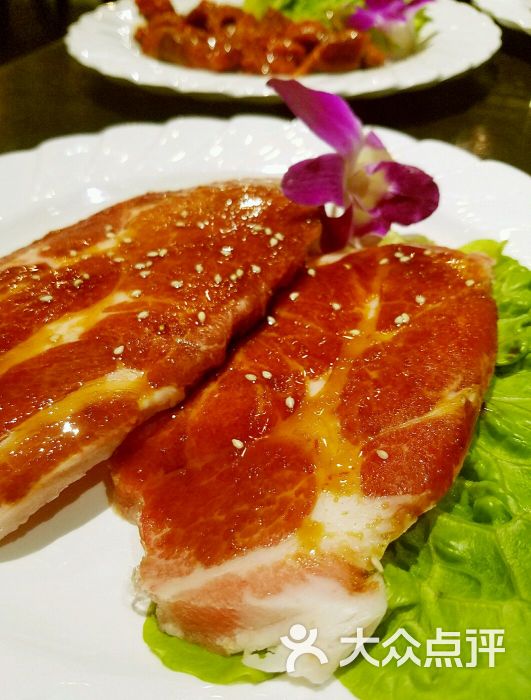 牛岛炭火烤肉谷饲大梅花肉图片 第3191张