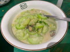 鲜丝瓜焖鲍鱼仔-费大厨辣椒炒肉(太平老街店)