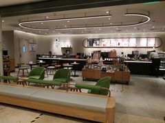 大堂-星巴克臻选(北京银泰店)