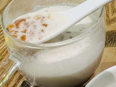 桃胶牛奶-乍甸乳业鲜奶吧(红河水乡店)