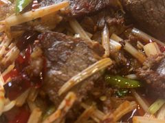 -大众跷脚牛肉馆·非遗传承单位(峨眉山店)