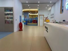 -戊辰亲子游泳俱乐部