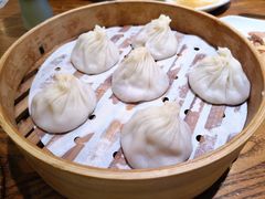 鲜肉小笼-苏小柳手工点心(人民广场分院)