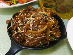 干炒牛河-天宝食坊·啫啫煲大排档(西华路店)