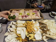 -野·大山里野生菌石锅土鸡(益田假日店)