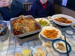 -荆楚渔艺堂·鱼头泡饭(江堤中路店)