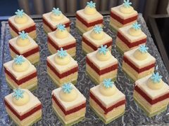 -元一希尔顿酒店·鲜切牛肉火锅禅自助餐厅