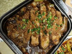 碟鱼锅-鱼和肉海鲜大排档(林江名城店)