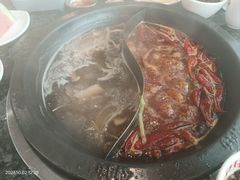 -井格重庆火锅(临平银泰城店)