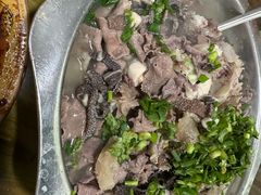 -小杨翘脚牛肉