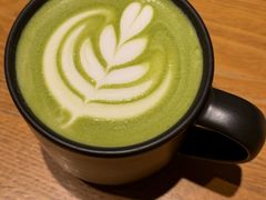 -星巴克臻选(上海中环广场2F店)