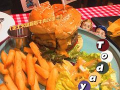 -鲨鱼美式餐厅酒吧Sharky