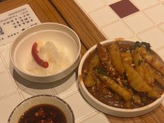 -粉八·云南米线·建水烧烤(常熟路店)