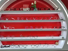 -美空眼镜·星趣控·新乐学·控优点合作店(周浦万达店)