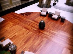 -上海滴水湖皇冠假日酒店