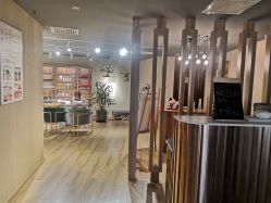 -涂tu指甲日式美甲美睫店