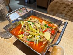 -川堂风·跷脚牛肉·乐山爆炒(宝山日月光店)