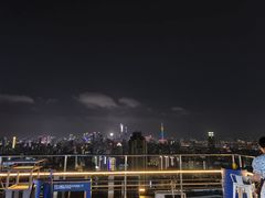 -广州中心皇冠假日酒店·汇点大堂吧