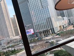 -香格里拉鱼跃地中海西餐厅·牛排披萨