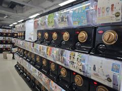 -扭扭城(王府井喜悦购物中心店)