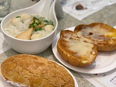 红豆菠萝包-翠华(澳门银河店)