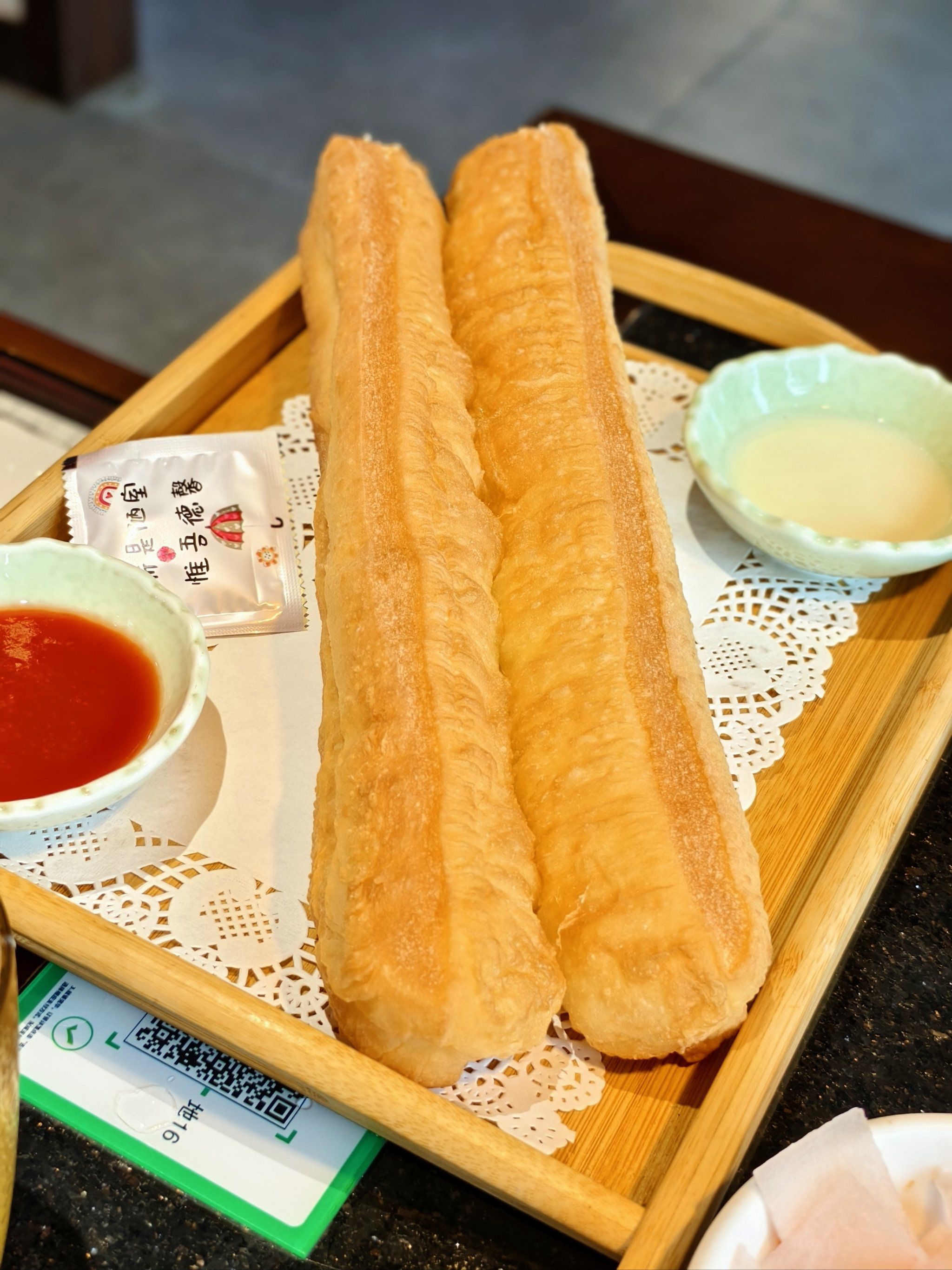 手撕大油条和现做油豆腐皮,必吃!