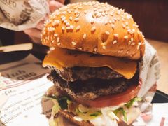 -The Habit Burger Grill 哈比特汉堡(复兴soho店)