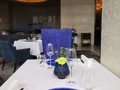 -AZUR聚(香格里拉饭店)